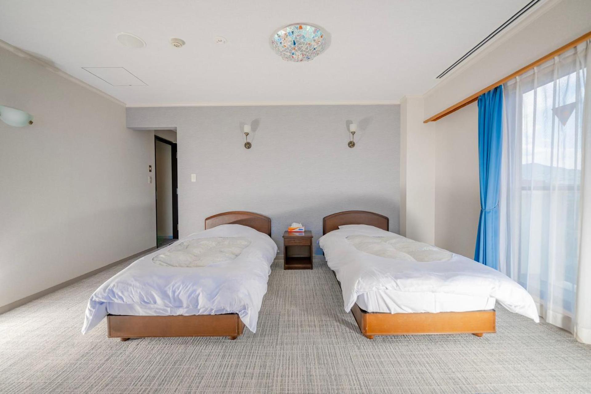 Manazuru Marin Hotel Екстер'єр фото