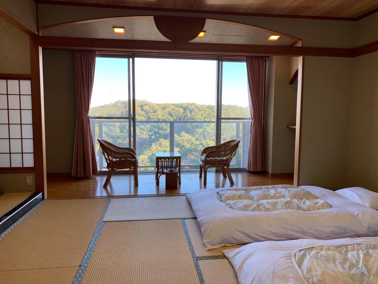 Manazuru Marin Hotel Екстер'єр фото